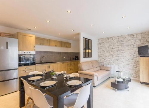 Le Planet House | Gites des falaises de Longues 6personnes