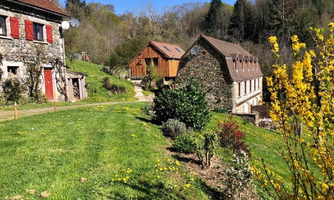 Beaulieu-sur-Dordogne House | Gites La Chabanaise