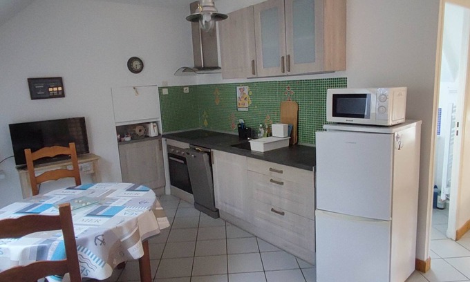 Pludual House | Gîtes "Les Sternes" in the countryside 10 minutes from the coast, Pets welcome
