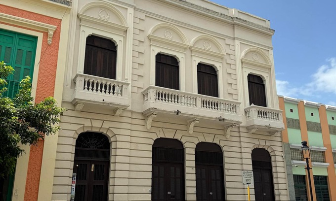 Ponce Centro Apartment | Gladiolas 2202