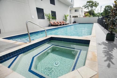 Gladstone Apartment | Gladstone Central Plaza Official