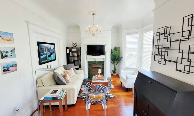 Nob Hill Condo | Glam Nob Hill - A Perfect Haven in a Central Location