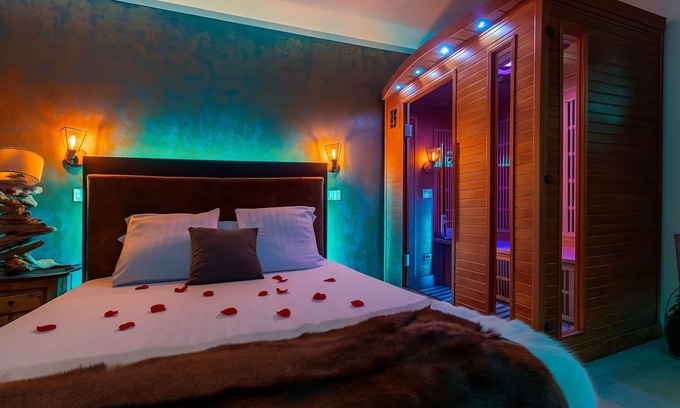 Faubourg North Apartment | "Glamappartspa" Cosy champagne and parking lot