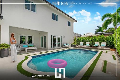 Country Walk House | Glamour Villa - 5BR, Heated Pool, Game Haven L23