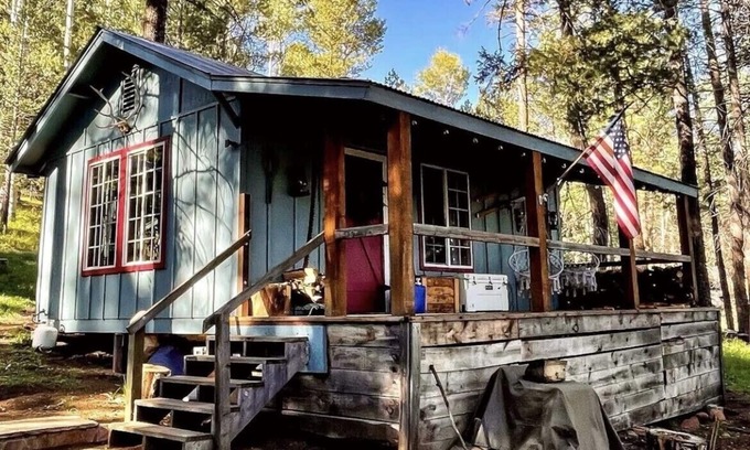 Flagstaff Cabin | Glamper Cabin off-grid in NW Flagstaff: Best Snow in AZ, 4x4 required in winter