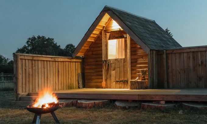 Chippenham House | Glamping at the Retreat Wiltshire is Rural Bliss
