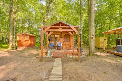 Webster Apartment | Glamping Getaway with Porch in Wisconsin Northwoods