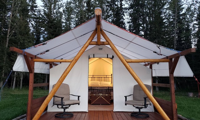 Sundre RV Rental | Glamping tent close to the river by Sundre, Alberta
