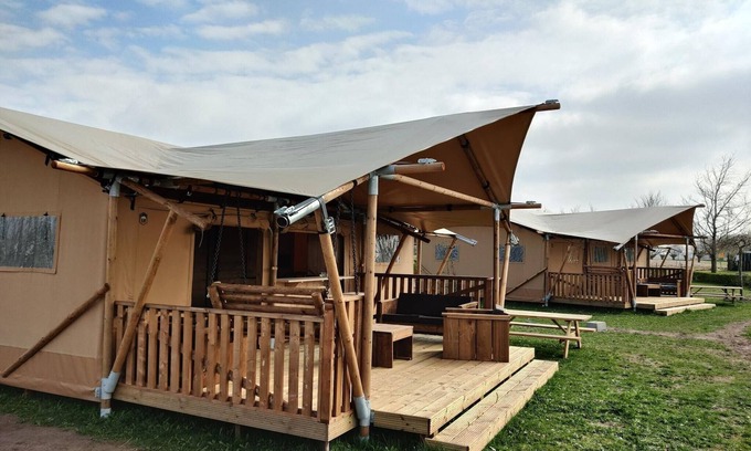Bant House | Glamping tent with AC and a view of the Kuinderbos