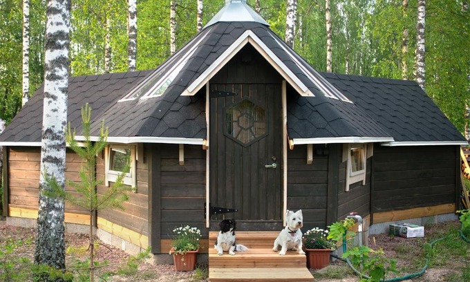 Espoo Ski Chalet | Glamping Troll House Eco-Cottage, Nuuksio for Nature lovers, Petfriendly