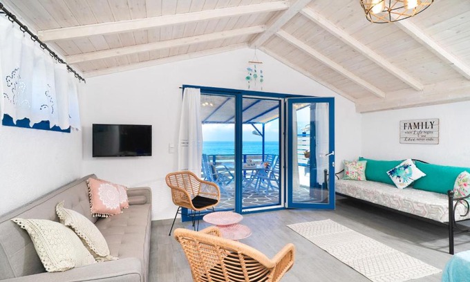 Megalos Prinos House | GLAROS BUNGALOW