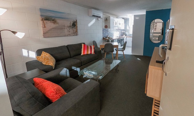 Glenelg North Apartment | Glenelg two-bedroom apartment. Recently renovated.
