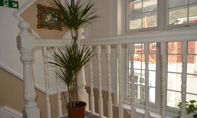 Leicester House | Glenfield Lodge Guest House