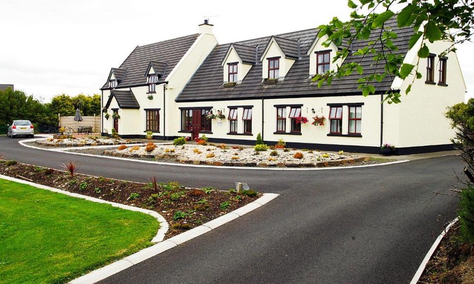 Ballycastle House | Glenmore House