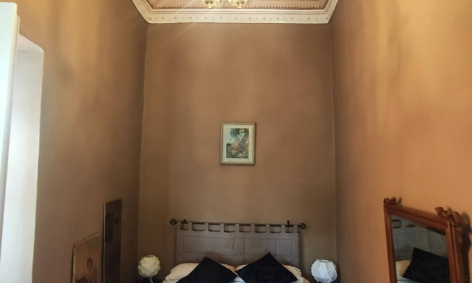 Borgo Antico Apartment | "Gli Affreschi" Deluxe Apartment. Charming apartment in the historic center.