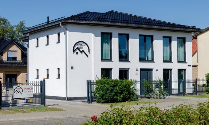 Werder House | Glindower Alpen Pension