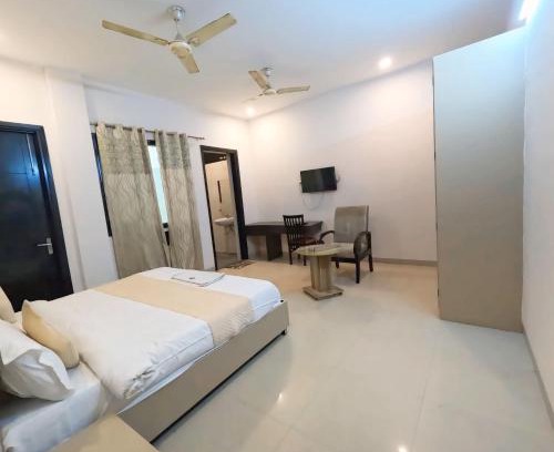Sector 40 Hotel | Global luxury stay