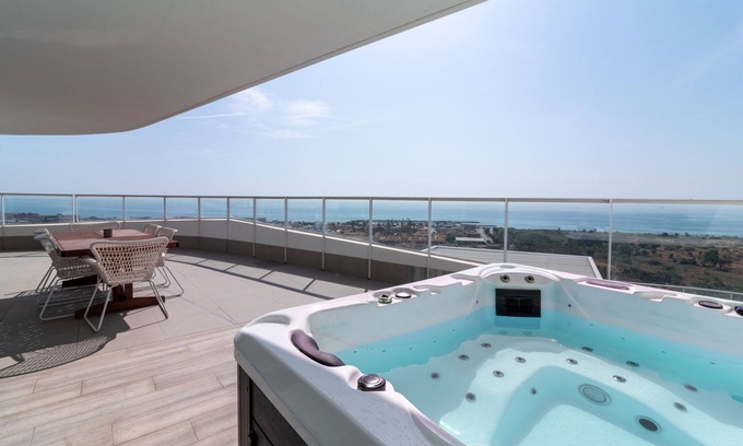 Canet de Berenguer Apartment | Global Properties: New flat with private pool and terrace with sea views.