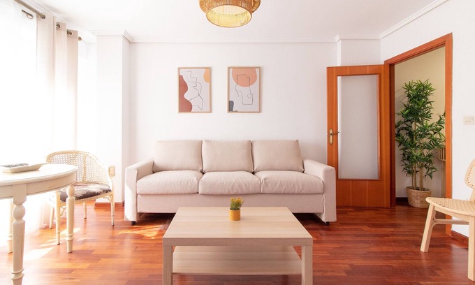 Sagunto Apartment | Global Properties: Apartment close to the beach in Puerto Sagunto