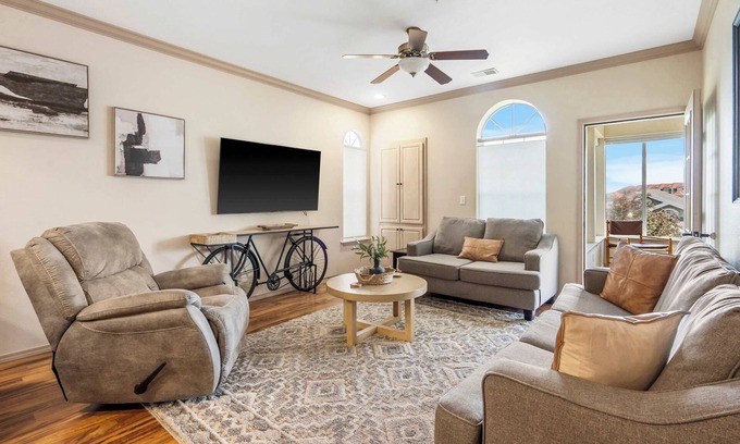 Branson Condo | Glorious Relaxation| Golf Course Views