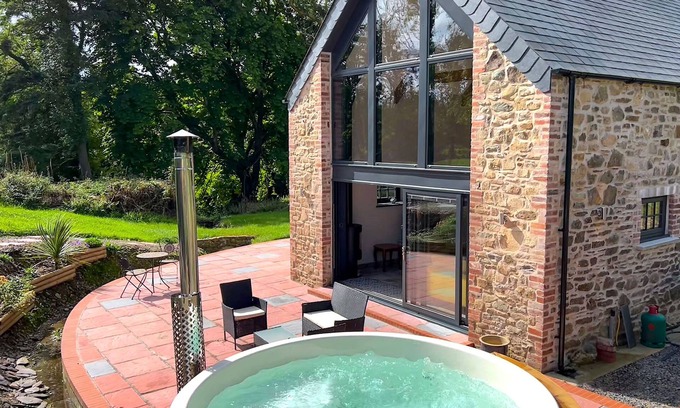 Haverfordwest House | Gloriously rural, Y Felin is a fantastic luxury barn conversion in Pembrokeshire