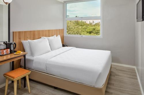 Bacolod Hotel | Go Hotels Plus Bacolod - Newly Renovated