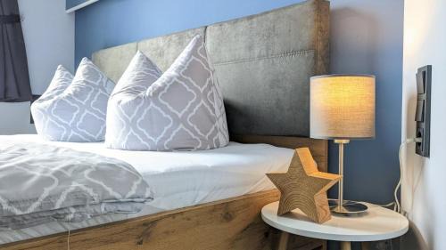 Wernigerode Apartment | Goethes liebste Betten - stilvolle Ferienwohnungen im historischen Fachwerkhaus in Wernigerode - Parkplatz, Smart-TV, W-Lan