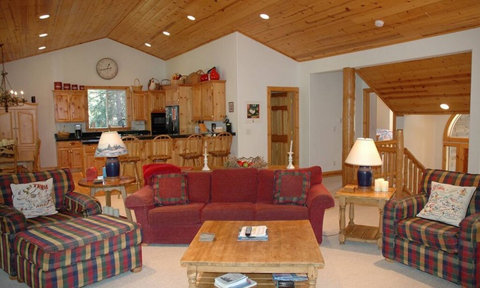Chamberlands House | Going by Hauserman Rental Group
