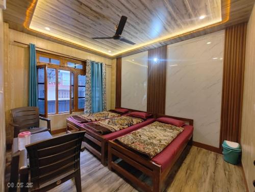 Narainkoti Bed & Breakfast | Gokul Guest House By Mero Pahad Stays & camp