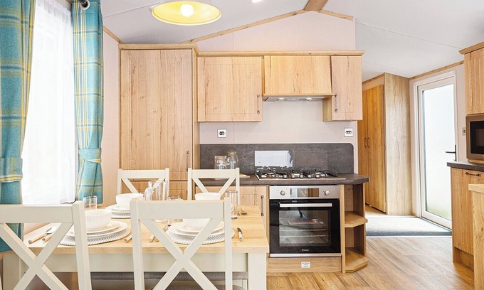 Aberystwyth House | Gold Accessible 2 Bed