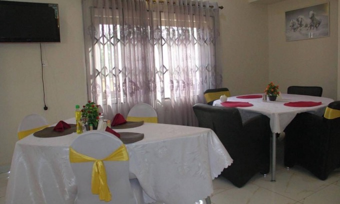 Kumasi Apartment | Gold Plus Hotel Ghana - King Suite