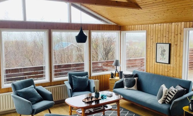 Blaskogabyggd Cabin | Golden Circle: Spacious & Cozy with a hot tub!n