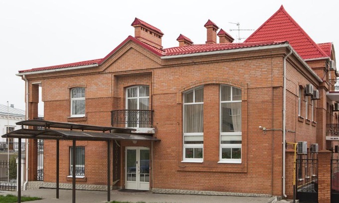 Taganrog House | Golden Coast Hotel