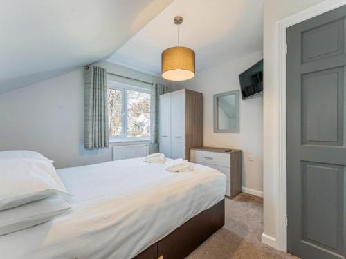 Woolacombe Villa | Golden Coast Leisure Park - Ocean Tide Villa 3 P