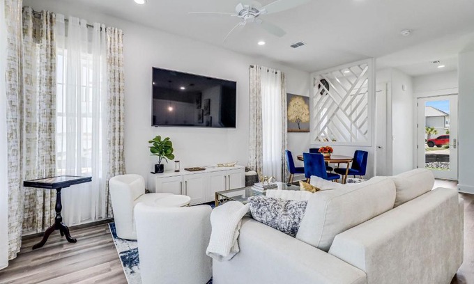 Rockport Villa | GOLDEN DREAMS ON ST. CHARLES BAY