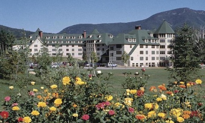 Waterville Valley Hotel | Golden Eagle Lodge Resort
