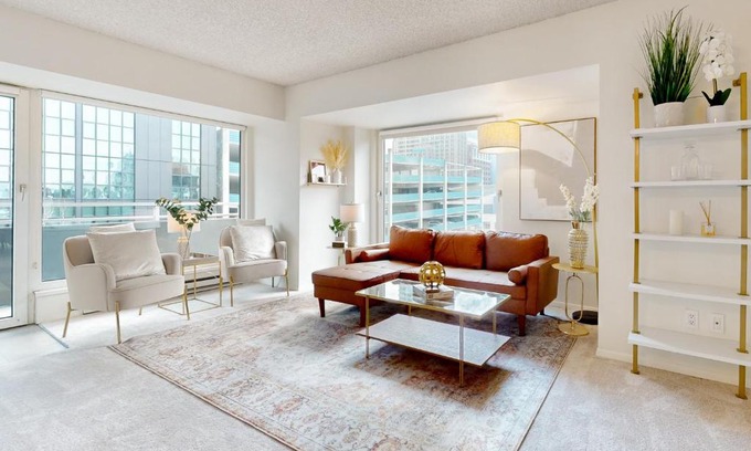 Downtown Seattle Apartment | Golden Eye Seattle