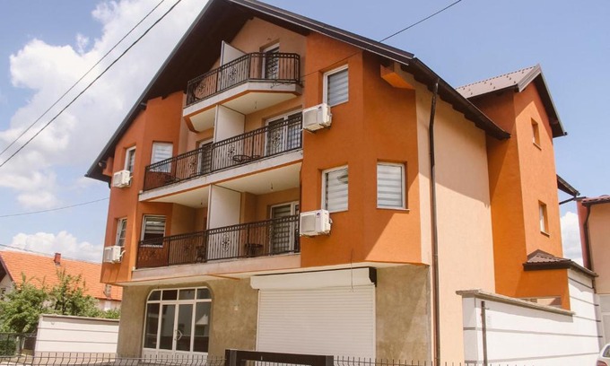 Novi Grad Sarajevo Villa | Golden House