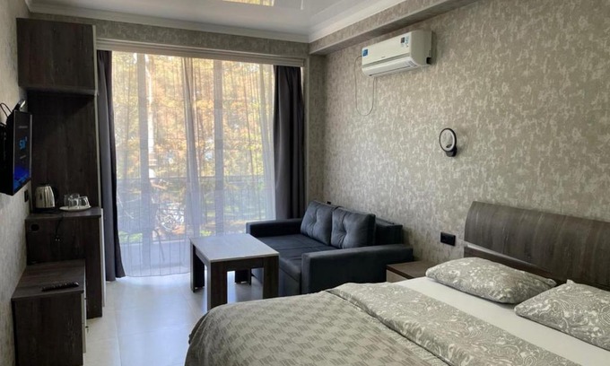 Kobuleti House | Golden Lion