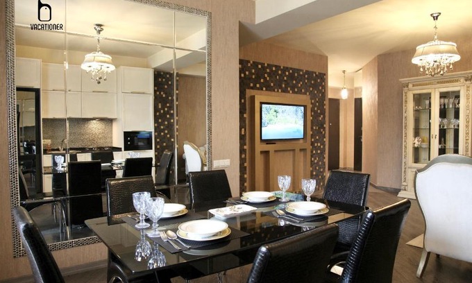 Saburtalo Apartment | Golden opulent home