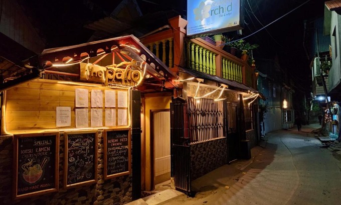 Darjeeling House | Golden Orchid-The Lodge