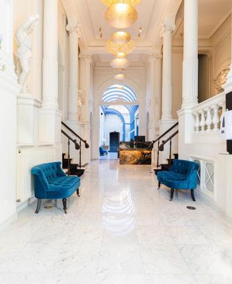 Historical Center Bruges Hotel | Golden Tree Hotel