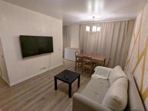 Agenskalns Apartment | Golden Tree
