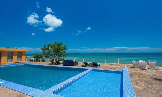 Zanzibar Town Hotel | Golden Tulip Zanzibar Resort