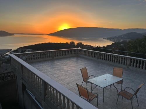 Zelenika Apartment | Golden View Apartments