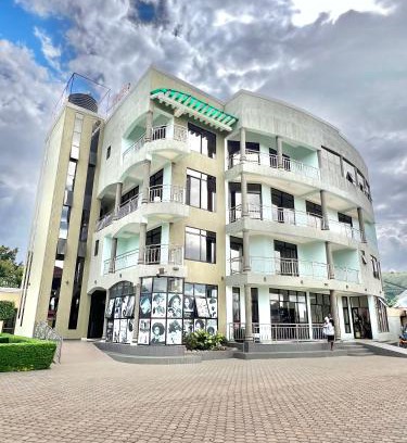 Ibanda Hotel | Golden view hotel ibanda