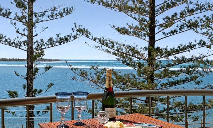 Golden Beach Apartment | Golden Views Hideaway