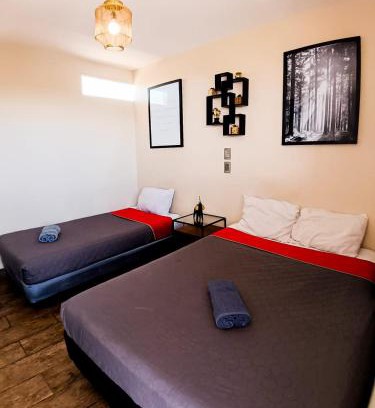 Durango House | Golden Vintage Room , Paseo Durango