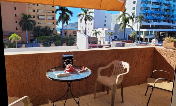 Zona Dorada Condo | GOLDEN ZONE ! GORGEOUS 2 BEDRM ACROSS FROM BEACH.nTAMBIEN HABLO ESPANOL !