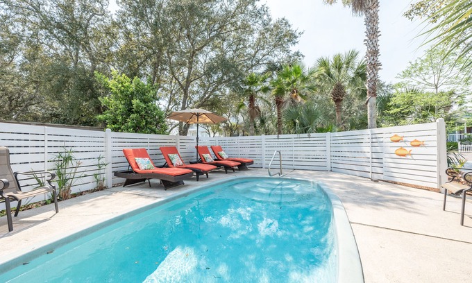 Crystal Beach House | Golf Cart & Private Pool | Kokomo Retreat